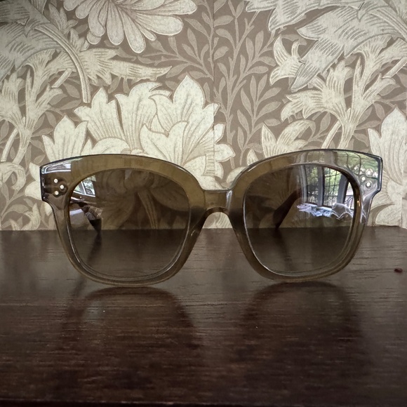 Celine 3 DOTS Sunglasses CL4002UN - Picture 8 of 9